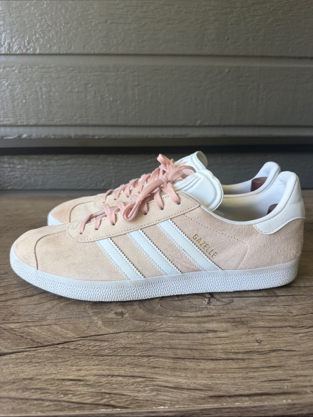Adidas Gazelle Men's Suede Sneakers in Light Pink and White size 12 - Picture 5 of 11